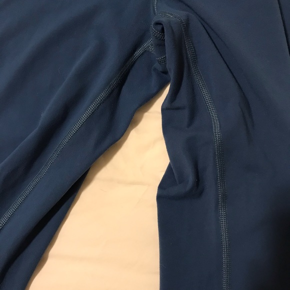 Lululemon Wunder Under Crop - Picture 6 of 6